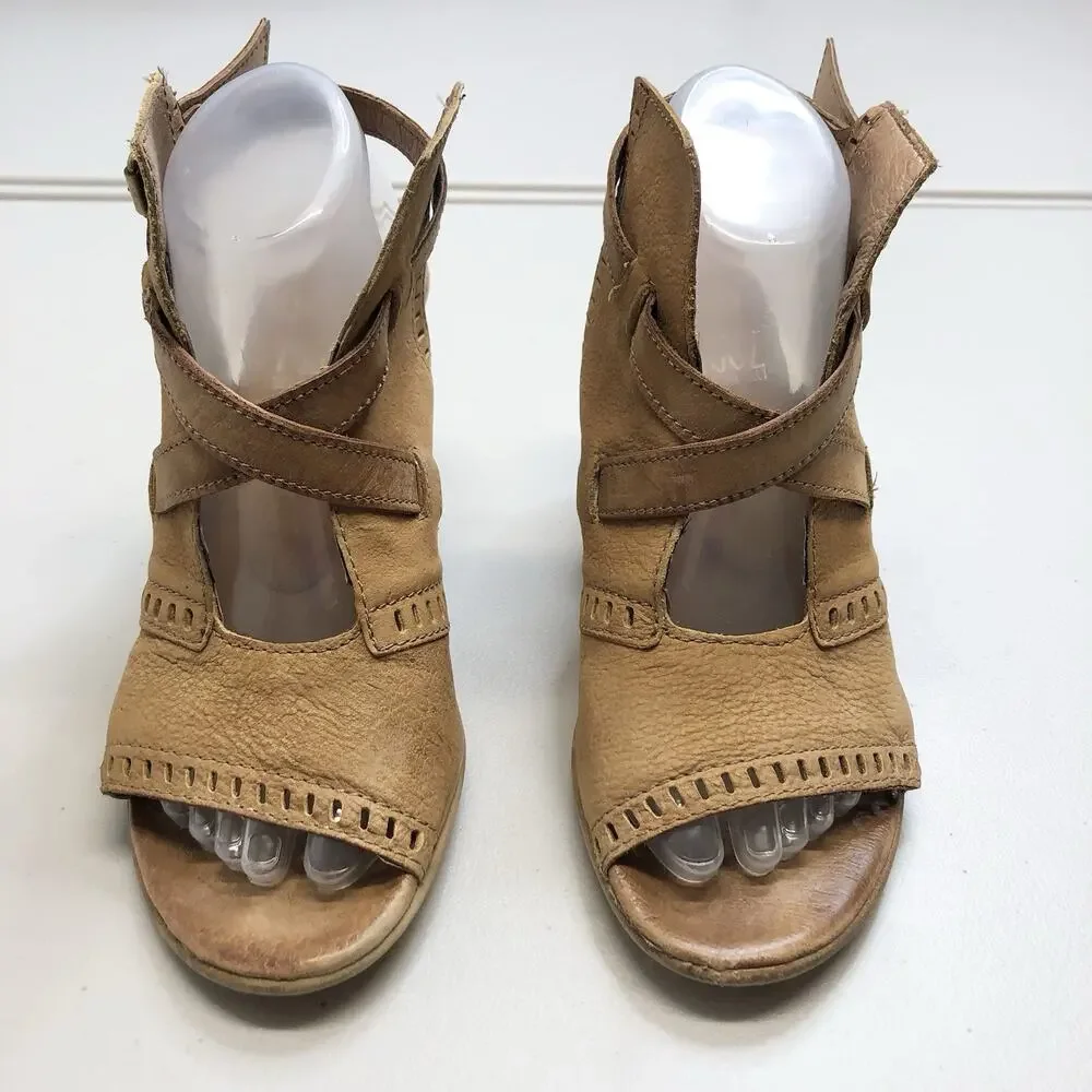 Miz Mooz Sandals Shoes Womens Size 9 40 Beige Leather Wedge Slingback Comfort